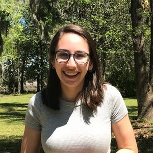 Meet your Posher, Maddie